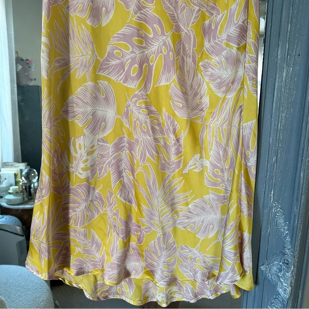 Audrey‎ 3+1 Silky Satin Tropical Yellow Midi skirt Beach Resortwear Bias cut L